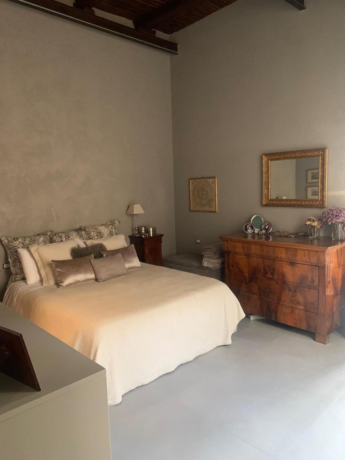 Appartamento La Casa Di Paola Salerno Esterno foto